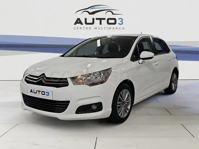 Usado Citroën C4 92 CV (67 kW) 2013 Blanco Berlina