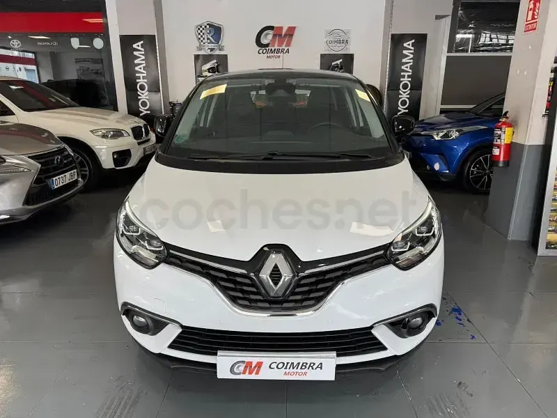 Usado Renault Scénic Zen 140 CV (102 kW) 2019 Blanco Monovolumen