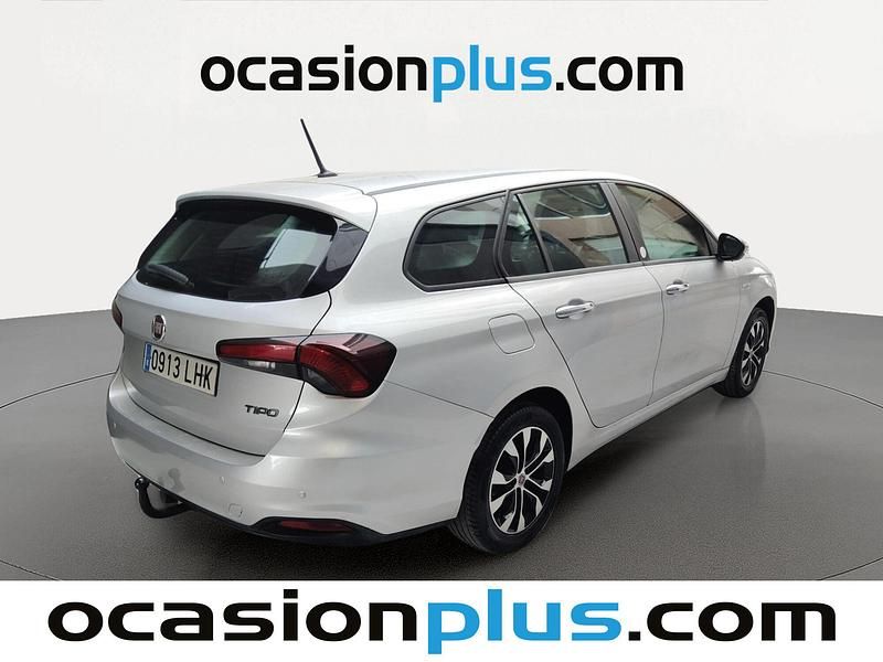 Usado Fiat Tipo Mirror 95 CV (69 kW) 2020 Gris Familiar