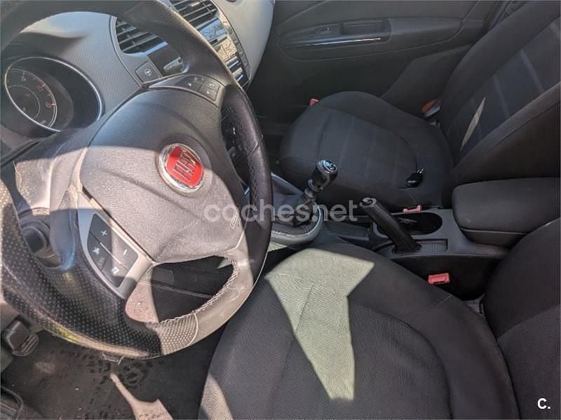 Usado Fiat Bravo Emotion 120 CV (88 kW) 2010 Blanco Utilitario