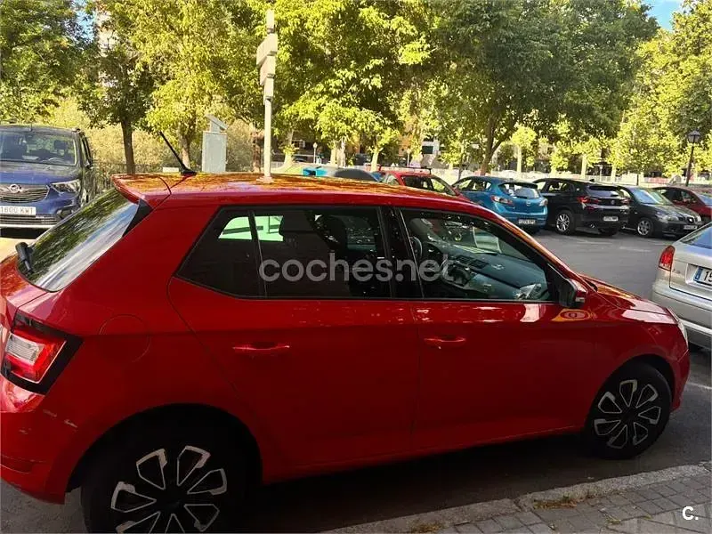 Używany Skoda Fabia 60 KM (44 kW) 2020 Czerwony Hatchback