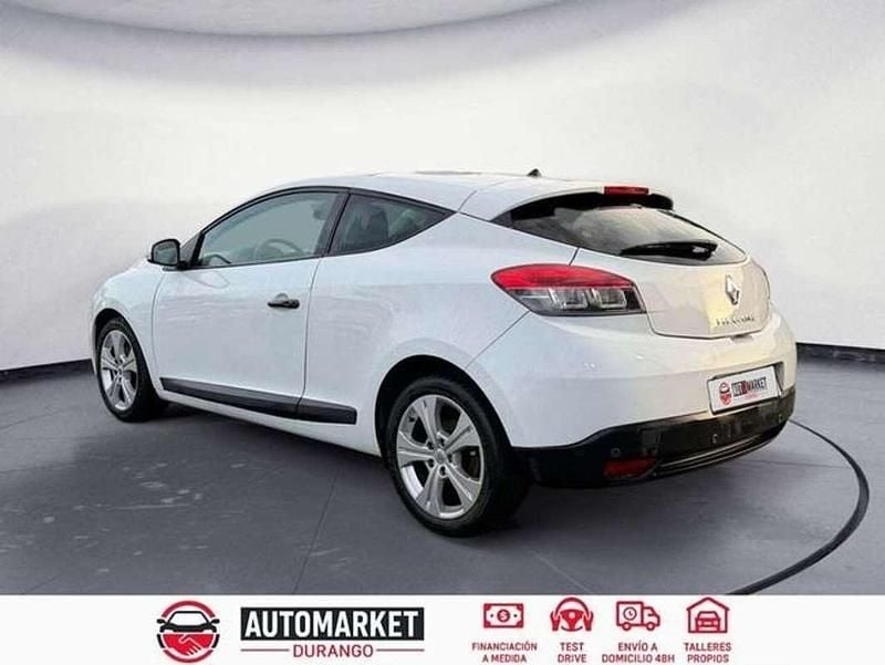 Usado Renault Mégane III Dynamique 111 CV (81 kW) 2009 Blanco Utilitario
