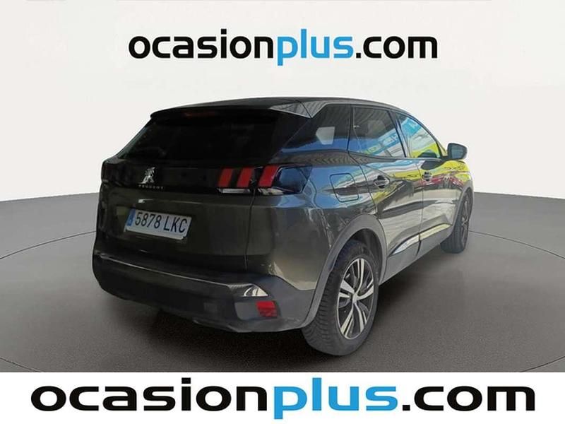 Usado Peugeot 3008 Allure 131 CV (96 kW) 2020 Gris SUV