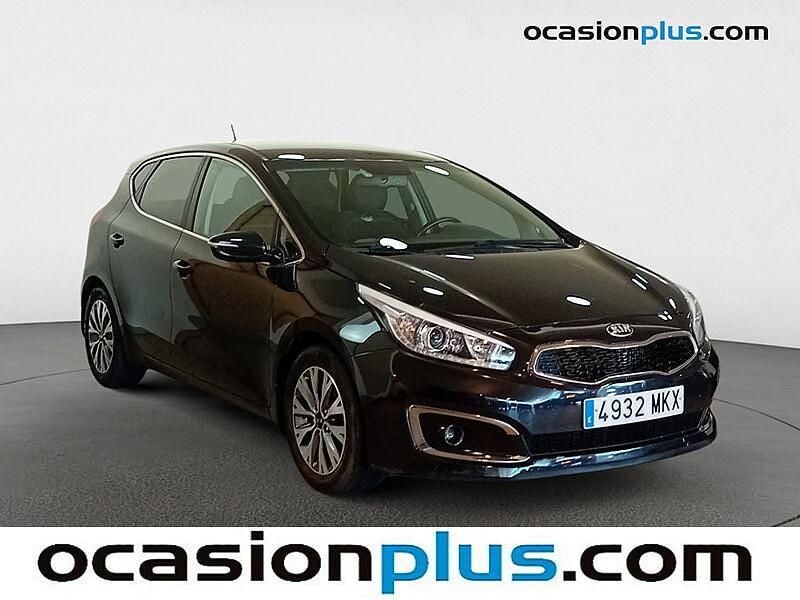 Usado Kia Ceed GT GT-Line 136 CV (100 kW) 2015 Negro Utilitario
