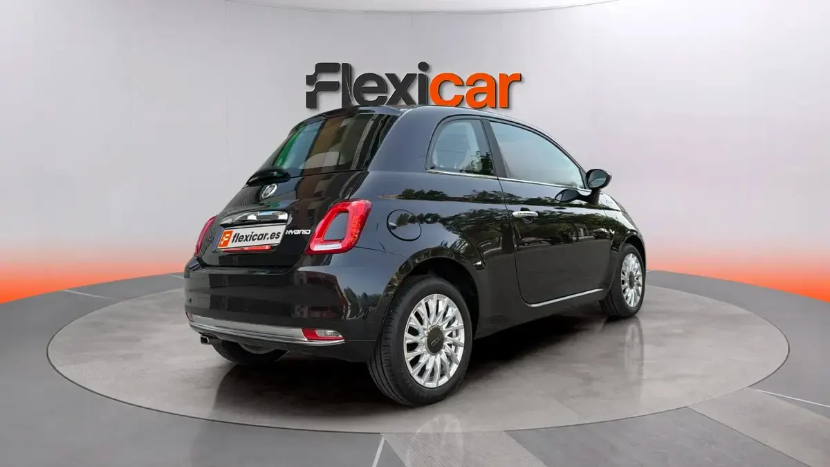 Usado Fiat 500 Dolcevita 71 CV (52 kW) 2021 Negro Berlina
