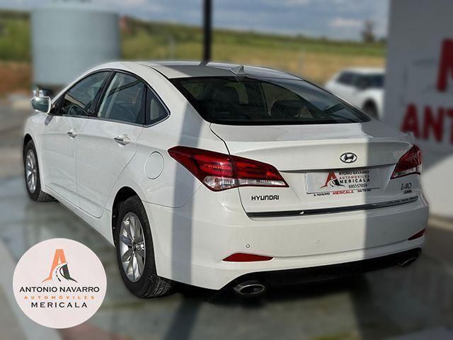 Usado Hyundai i40 116 CV (85 kW) 2017 Blanco Berlina