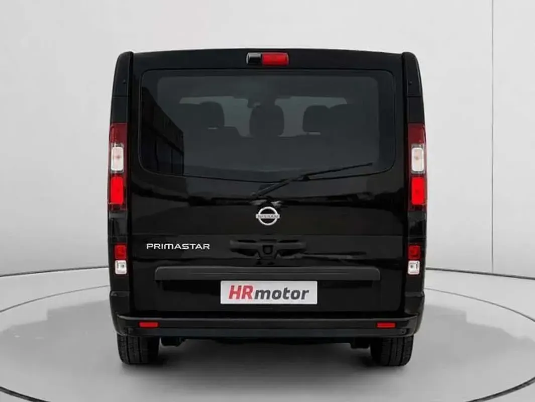 Usado Nissan Primastar Acenta 150 CV (110 kW) 2025 Negro Monovolumen