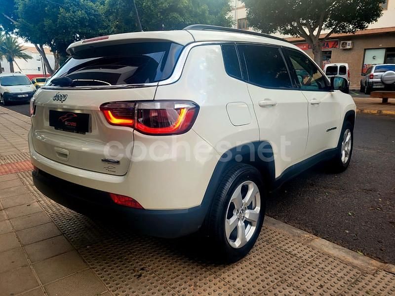 Usado Jeep Compass Longitude 120 CV (88 kW) 2018 Blanco SUV