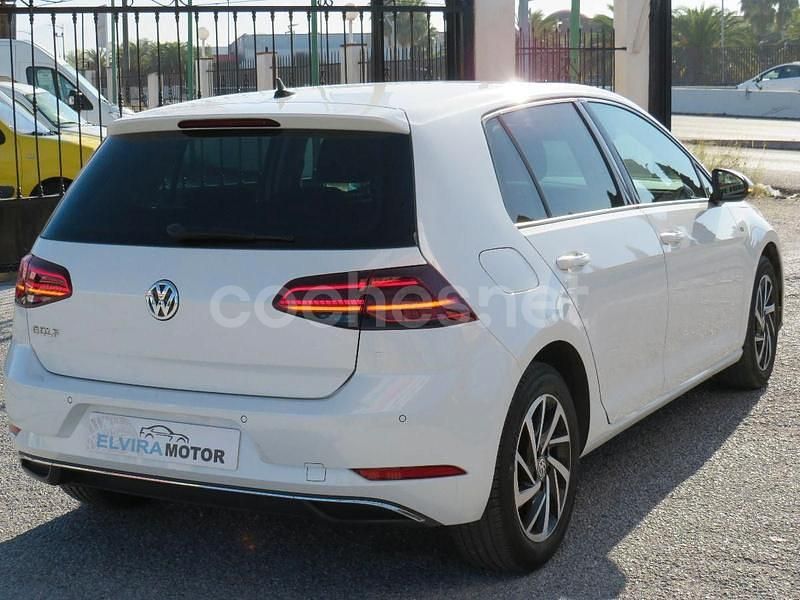 Usado VW Golf VII Sportline 150 CV (110 kW) 2019 Blanco Berlina