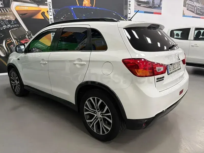 Usado Mitsubishi ASX Motion 114 CV (83 kW) 2016 Blanco SUV