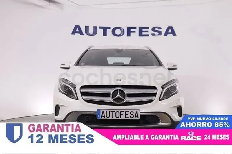 Usado Mercedes GLA200 Urban 156 HP (114 kW) 2016 Branco SUV