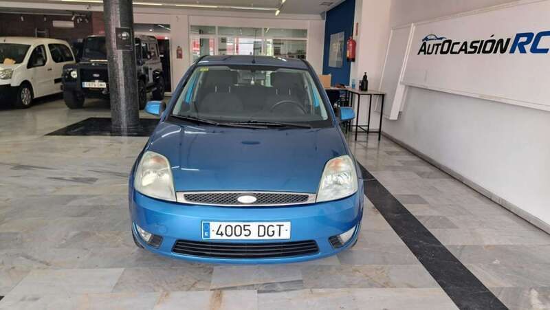 Azul Usado 2005 Ford Fiesta Utilitario | 3990 € (Un poco caro) - Imagen 1/4