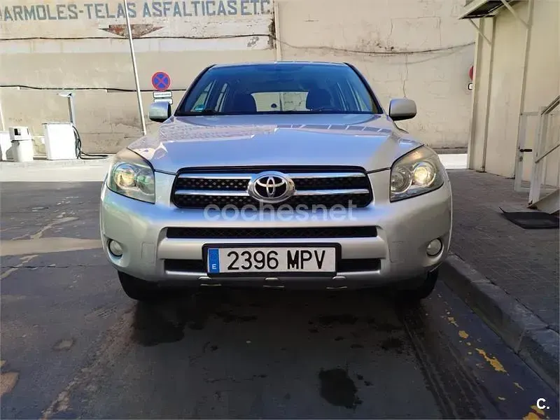 Usado Toyota RAV4 Active 150 CV (110 kW) 2009 Gris / plata SUV