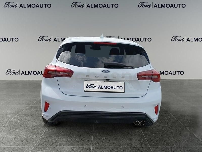 Usado Ford Focus ST-Line 125 HP (91 kW) 2024 Branco Sedan