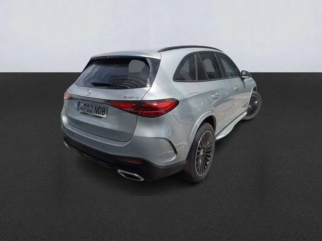 Usado Mercedes GLC300e 333 CV (244 kW) 2025 Gris SUV