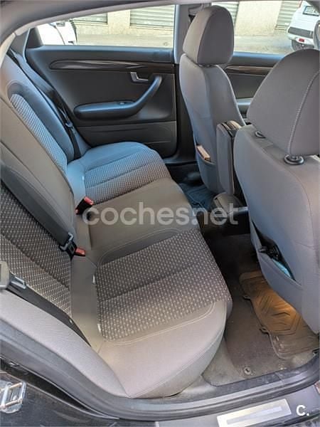 Usado Seat Exeo Style 143 CV (105 kW) 2011 Negro Berlina