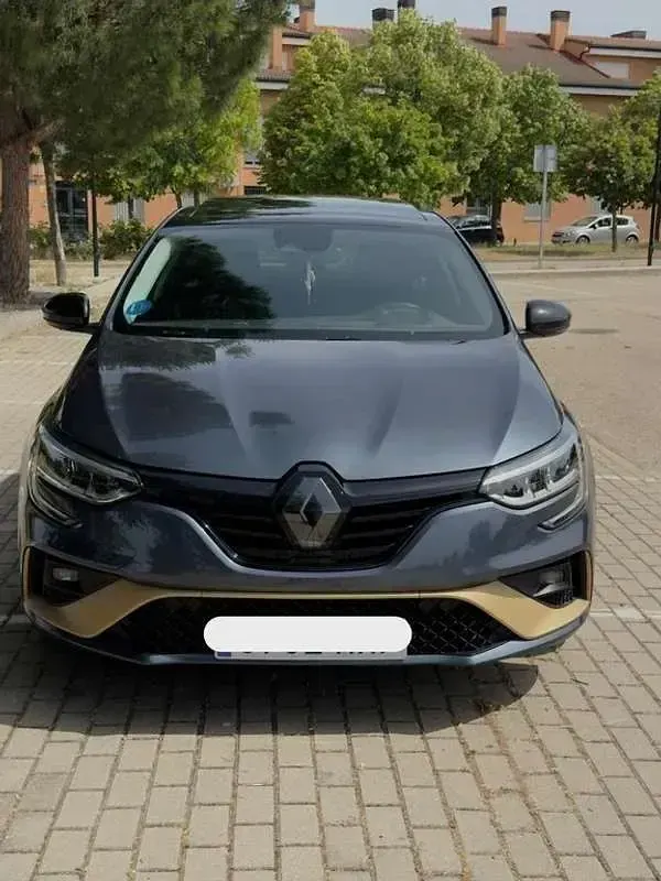 Usado Renault Megane E-Tech 160 CV (117 kW) 2023 Gris Utilitario