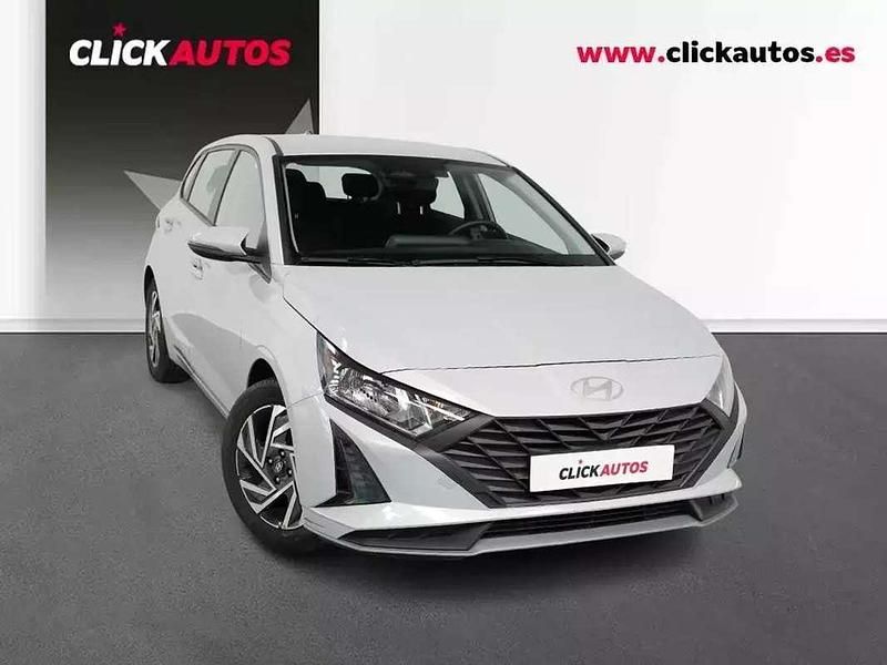 Gris Usado 2025 Hyundai i20 Utilitario | 16.600 € (Precio justo) - Imagen 1/2