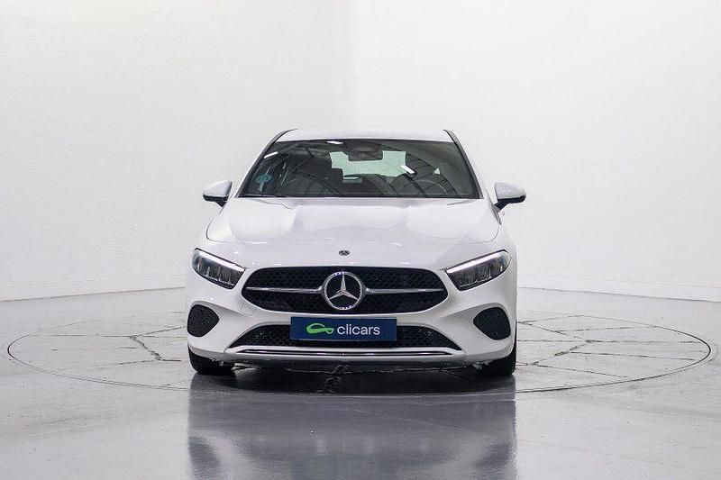 Usado Mercedes A200 150 CV (110 kW) 2023 Blanco Berlina