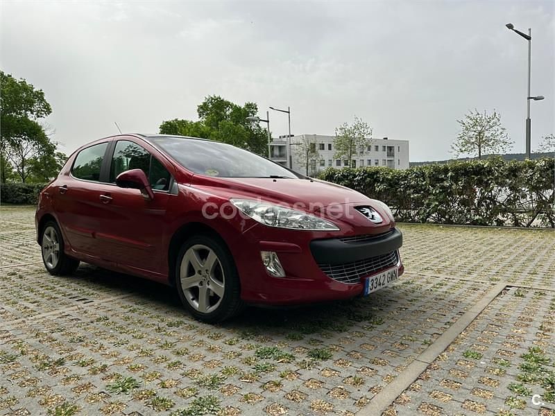 Usado Peugeot 308 Premium 110 CV (80 kW) 2009 Granate Berlina