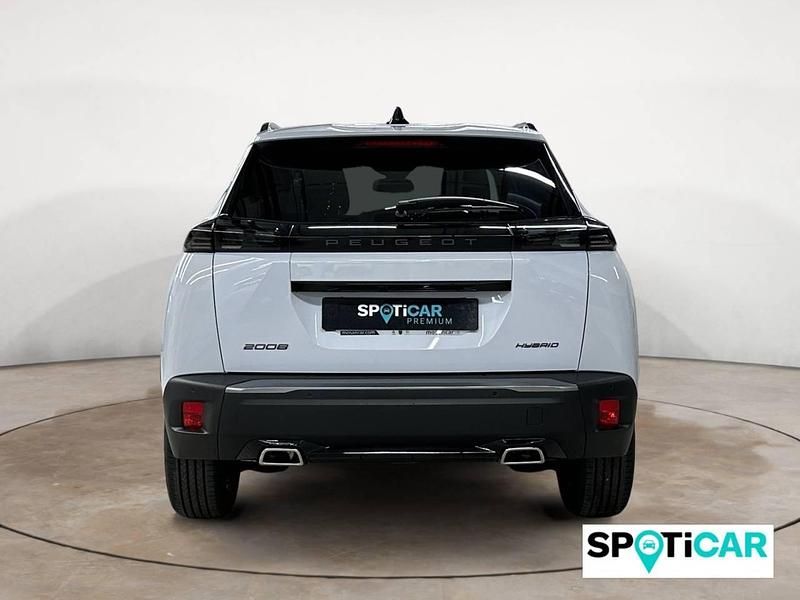 Usado Peugeot 2008 Allure 145 CV (106 kW) 2025 Blanco SUV