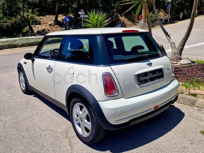 Usado Mini ONE 90 CV (66 kW) 2006 Blanco Utilitario
