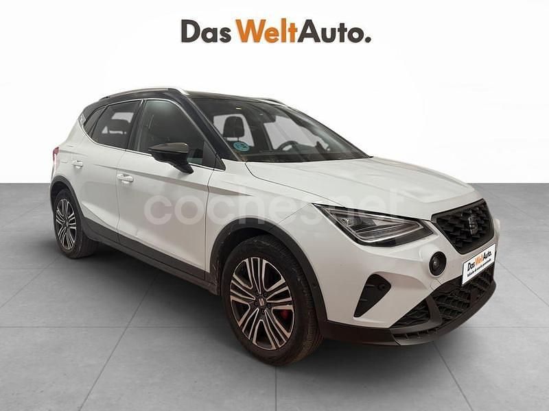 Blanco Usado 2024 Seat Arona FR SUV | 19.690 € (Precio justo) - Imagen 1/4