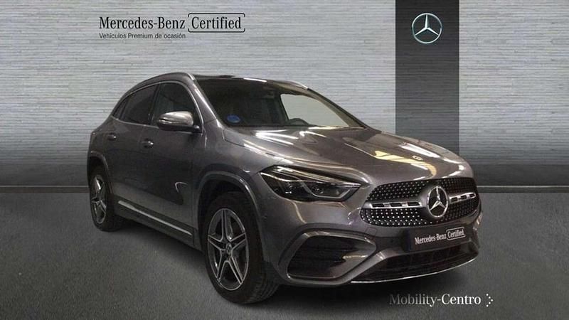 Usado Mercedes GLA250 218 CV (160 kW) 2024 Gris SUV