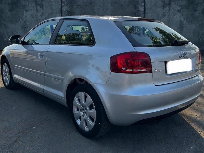 Usado Audi A3 Ambition 105 CV (77 kW) 2009 Gris / plata Utilitario
