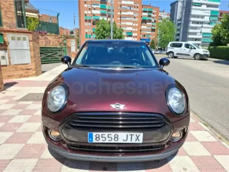 Usado Mini One D Clubman 116 CV (85 kW) 2017 Granate Familiar