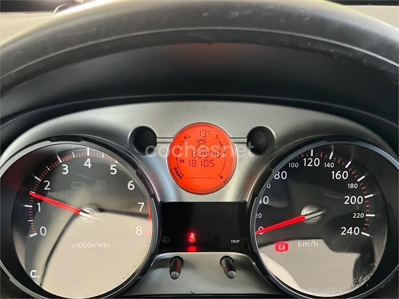 Usado Nissan Qashqai +2 Tekna 140 CV (102 kW) 2008 Gris / plata SUV