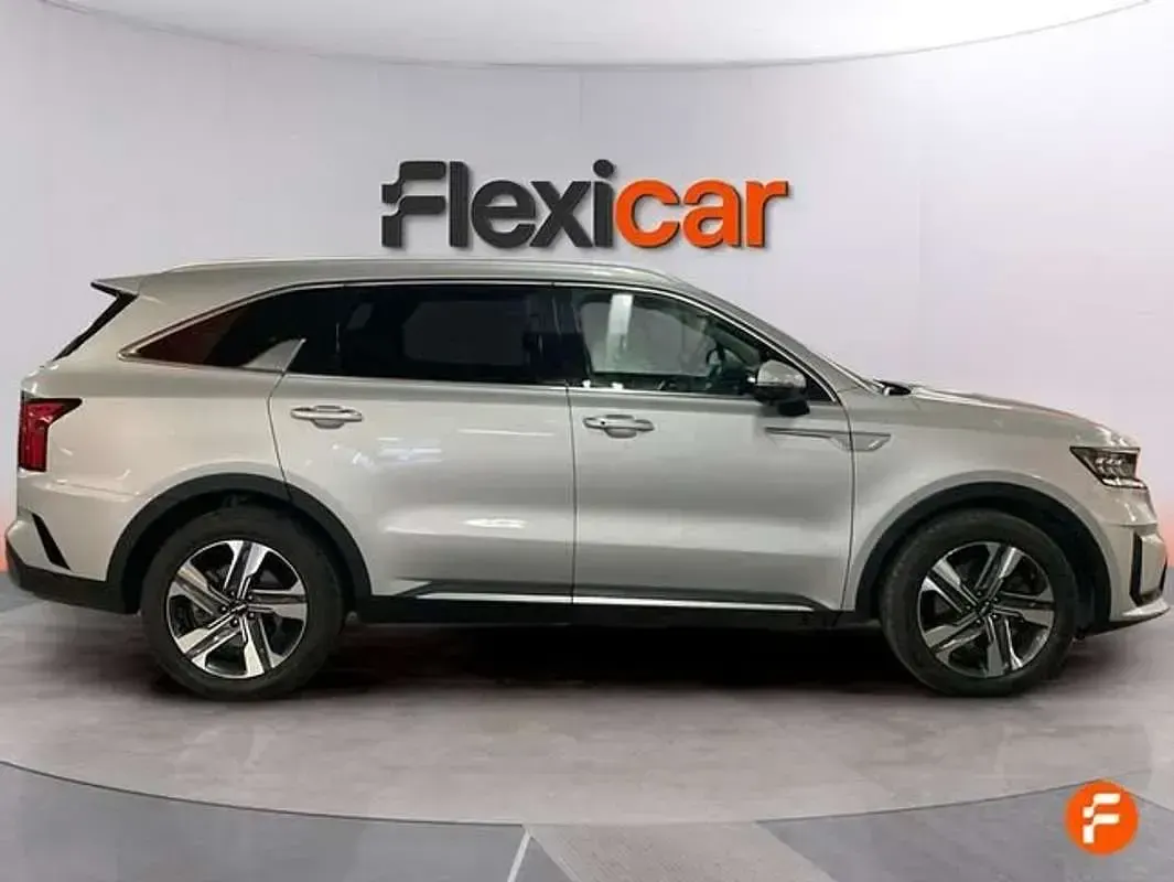 Usado Kia Sorento 193 CV (141 kW) 2023 Gris SUV