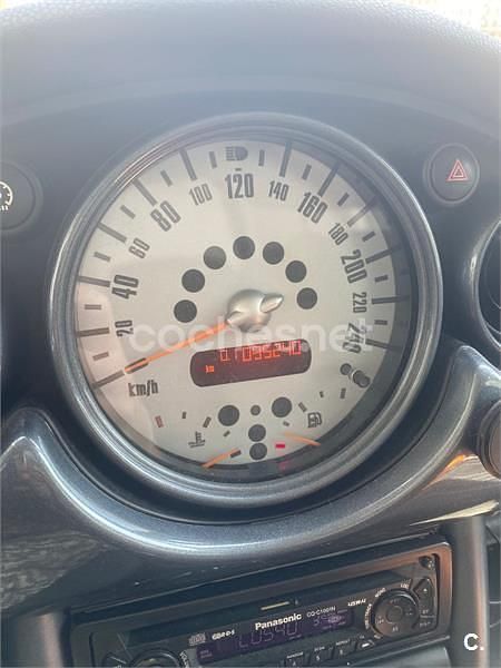 Usado Mini ONE 90 CV (66 kW) 2003 Verde Utilitario