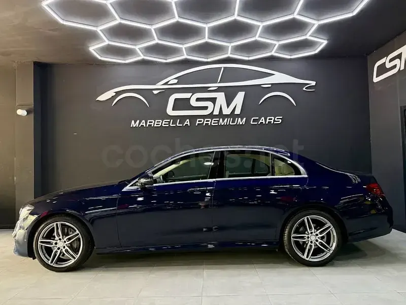 Usado Mercedes E220 194 CV (142 kW) 2016 Azul Berlina