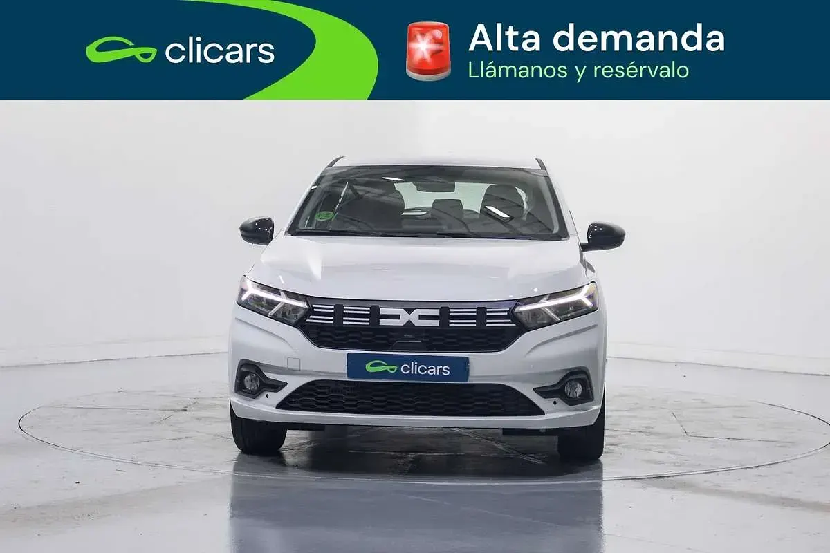 Usado Dacia Sandero Journey 91 CV (66 kW) 2024 Blanco Utilitario