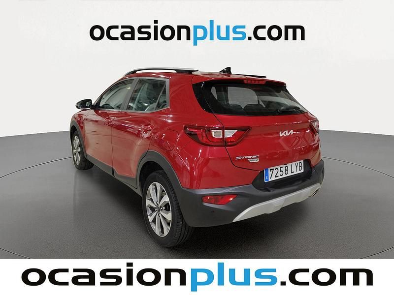 Usado Kia Stonic 100 CV (73 kW) 2022 Rojo SUV