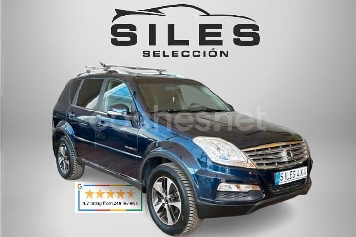 Azul Usado 2016 Ssangyong (KGM) Rexton SUV | 16.900 € (Precio justo) - Imagen 1/4