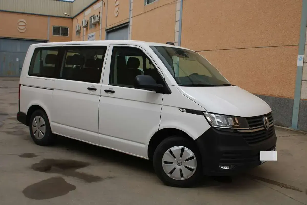 Usado VW Transporter 110 CV (80 kW) 2022 Blanco Van