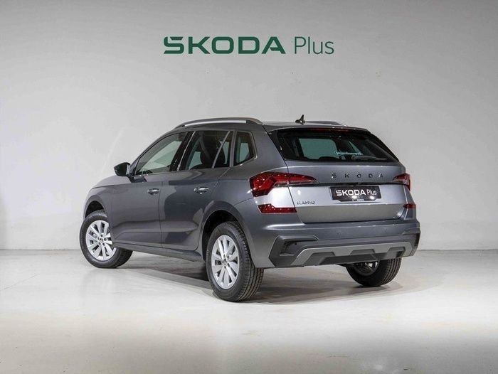 Gris Nuevo 2025 Skoda Kamiq Selection SUV | 24.500 € (Un poco caro) - Imagen 1/4