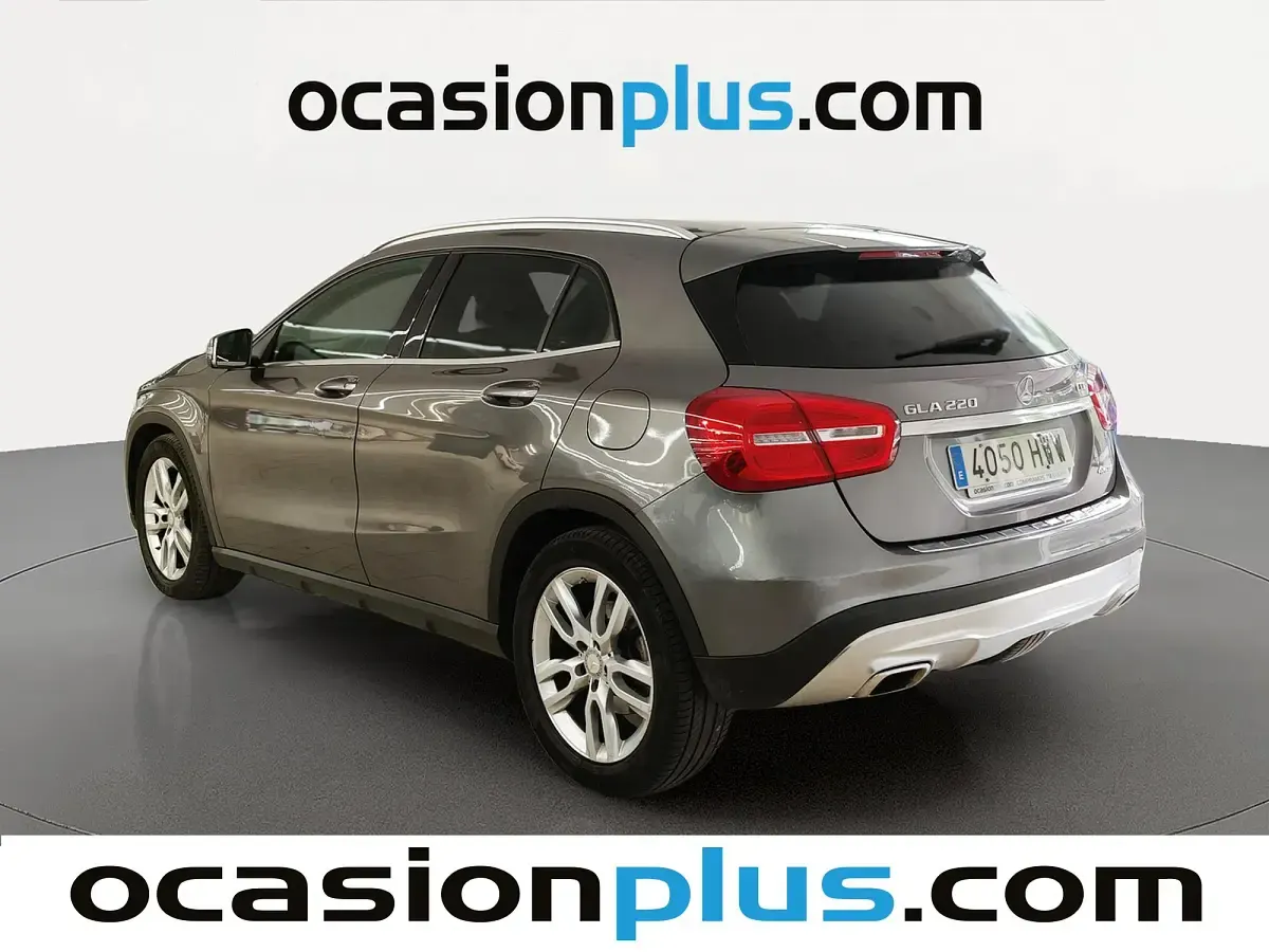 Usado Mercedes GLA220 Urban 170 CV (125 kW) 2014 Gris SUV