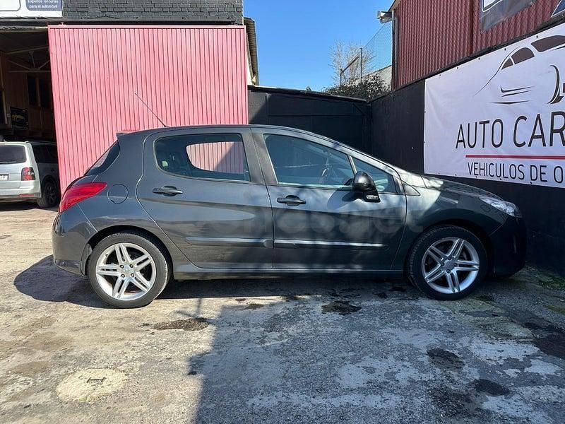 Usado Peugeot 308 Sportium 156 CV (114 kW) 2010 Gris / plata Berlina