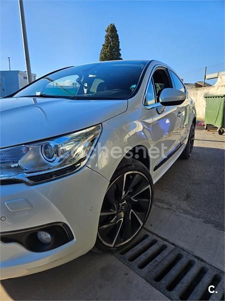 Usado Citroën DS4 163 CV (119 kW) 2011 Gris / plata Utilitario