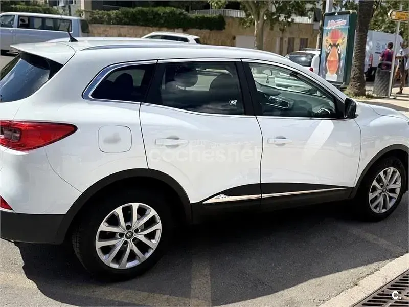 Usado Renault Kadjar Intens 130 CV (95 kW) 2016 Blanco SUV