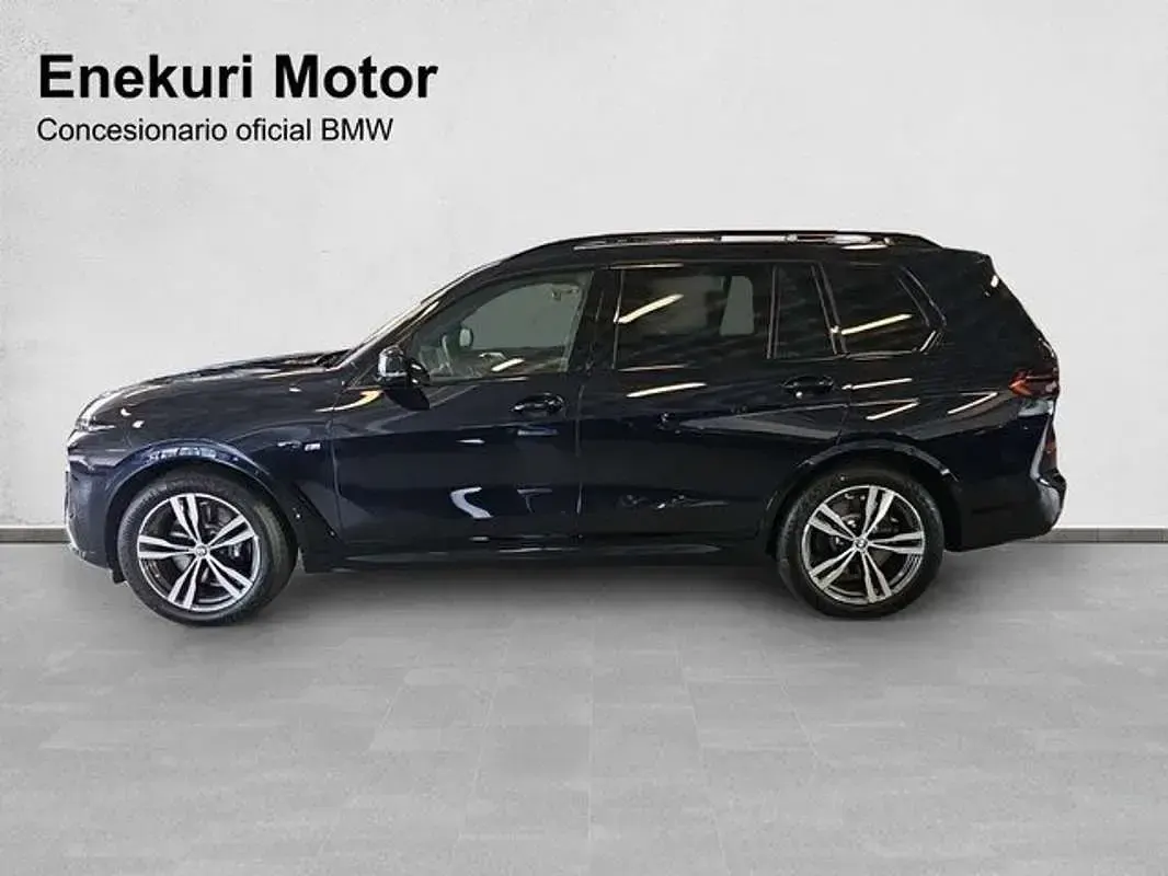 Usado BMW X7 352 CV (258 kW) 2026 Negro SUV