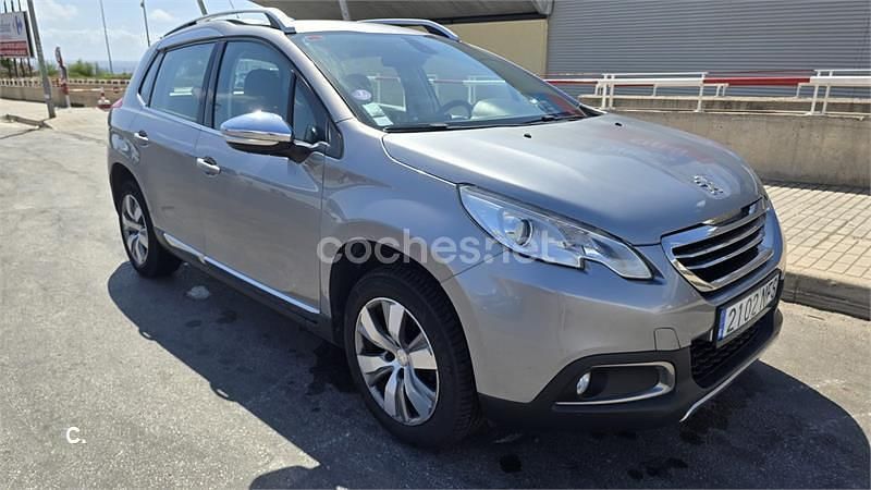 Gris / plata Usado 2016 Peugeot 2008 Allure SUV | 9800 € (Precio justo) - Imagen 1/4
