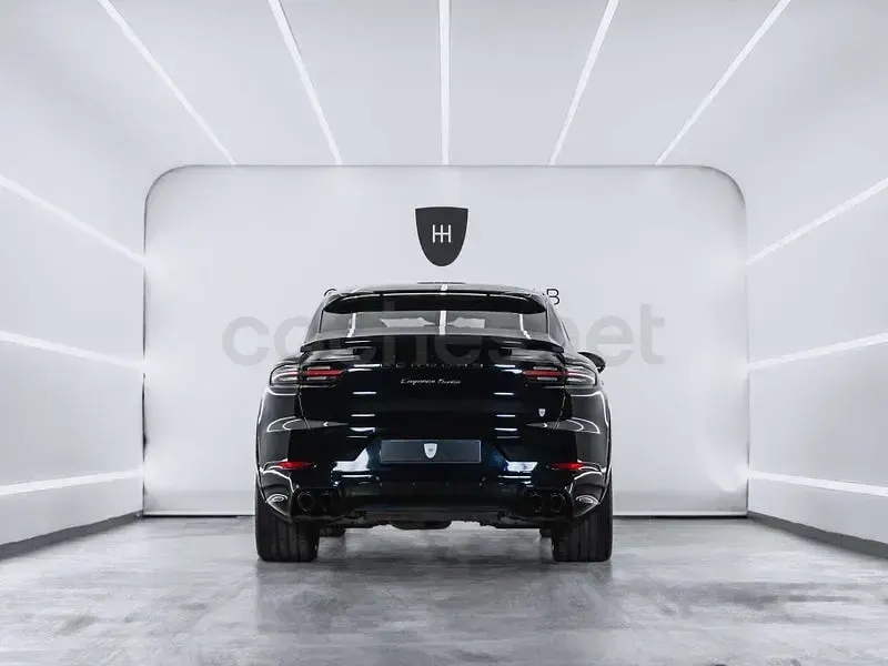 Usado Porsche Cayenne Turbo 550 CV (404 kW) 2021 Negro SUV
