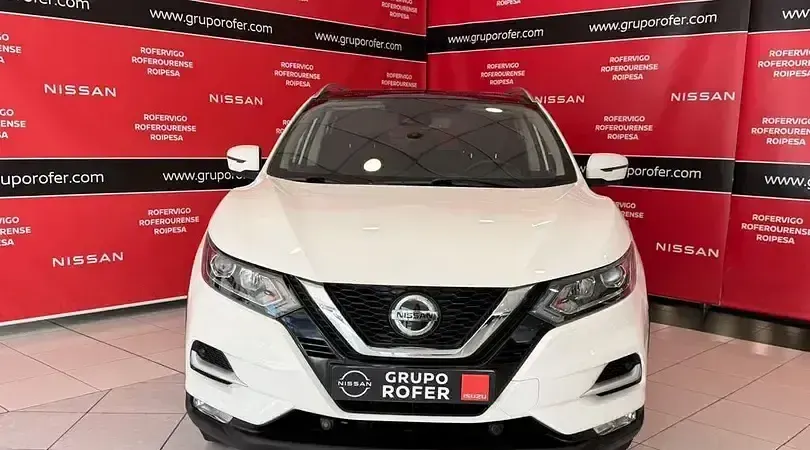 Usado Nissan Qashqai N-Connecta 110 CV (80 kW) 2018 Sapporo white (sólido) SUV