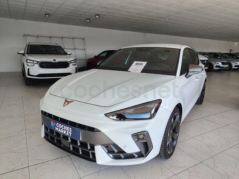 Usado Cupra Leon 150 CV (110 kW) 2024 Blanco Berlina