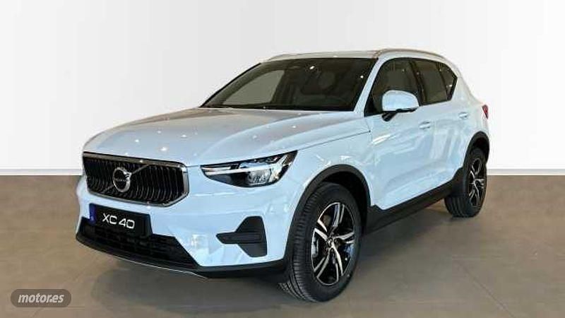 Azul Nuevo 2025 Volvo XC40 Core SUV | 38.500 € (Precio justo) - Imagen 1/4