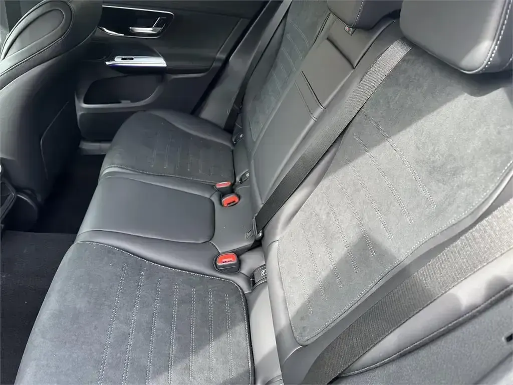 Ny Mercedes GLC220 197 HK (144 kW) 2025 Blå SUV